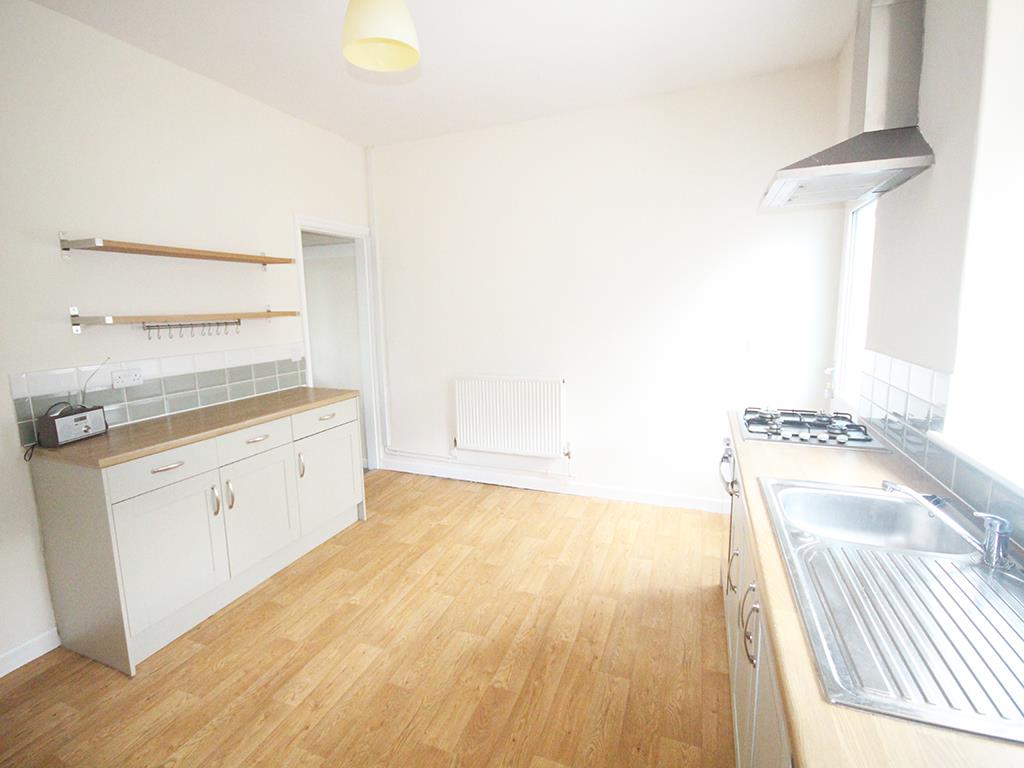 2 bedroom terraced house To Let in Trawden, Colne - IMG_5187.jpg